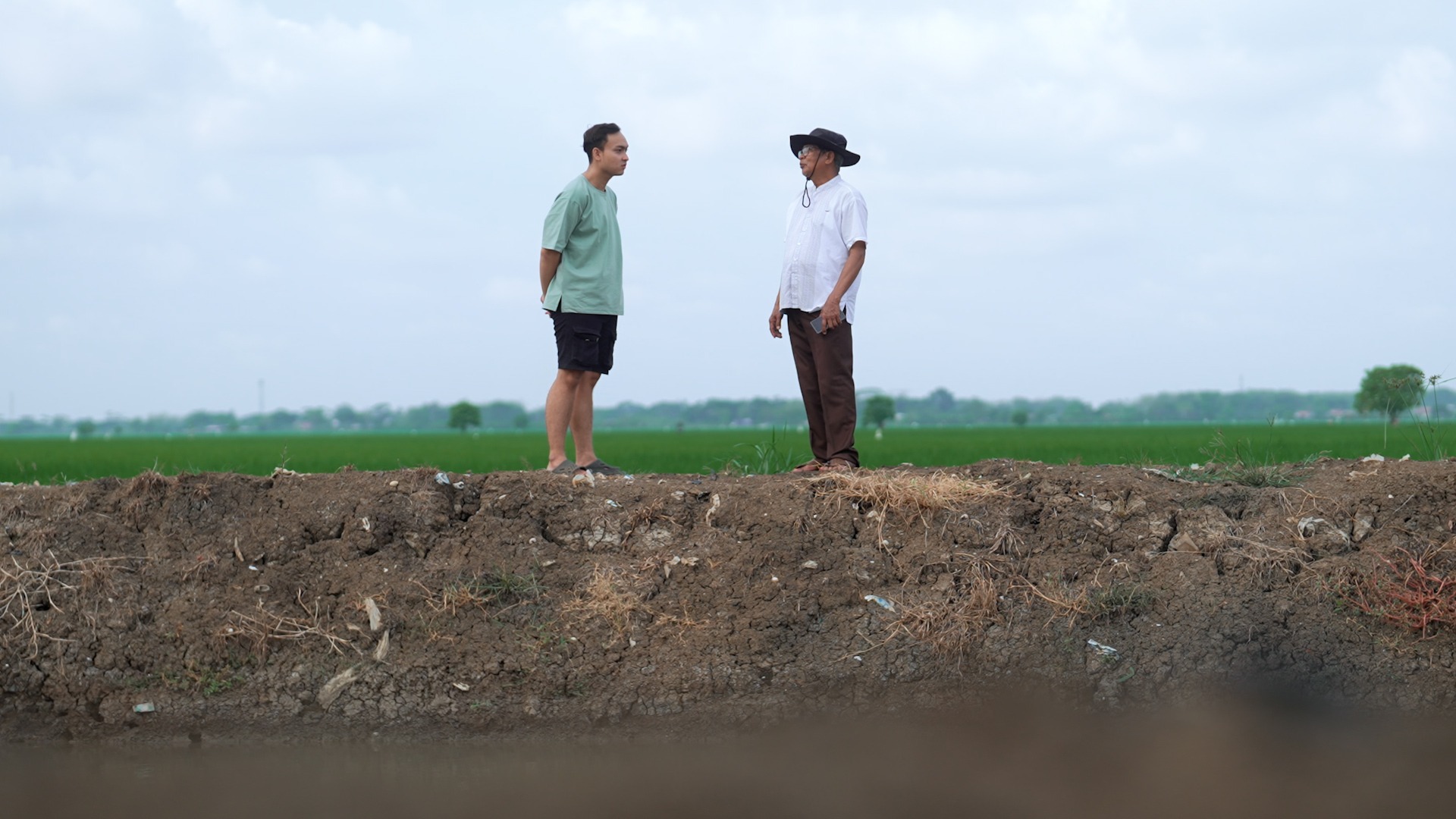 Besok Kita Nanem Lagi": Ketangguhan dan Inovasi  Petani Lintas Generasi Indonesia